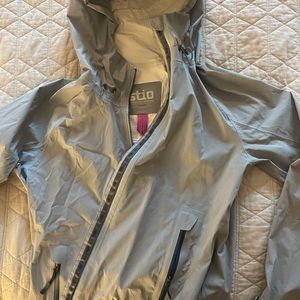 Stio Modis rain jacket size small